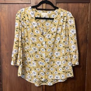 Melloday floral blouse size M excellent condition never worn